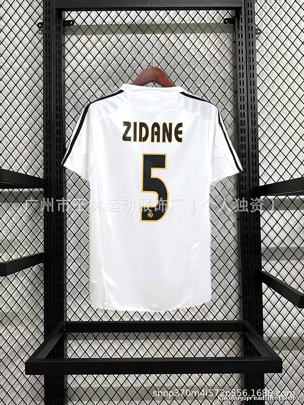 AC Milan Logo Detail Kaka #22 soccer jersey Black Red Striped with Relaxed Feel