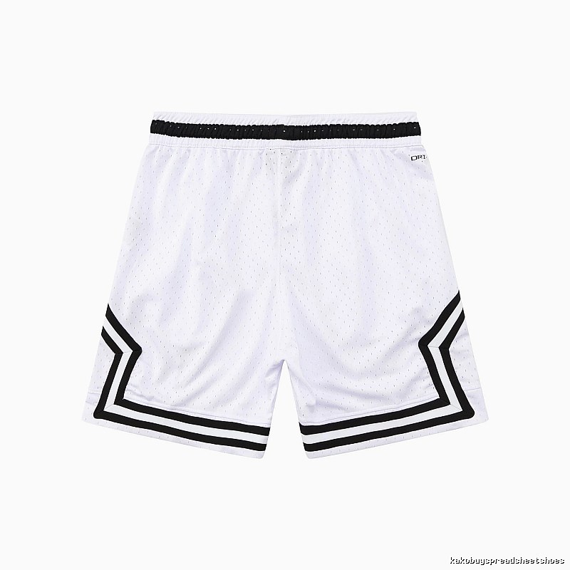 AJ sporty black and white shorts