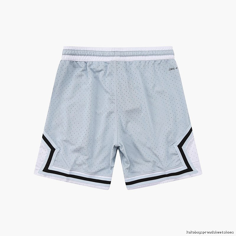 AJ sporty light blue shorts
