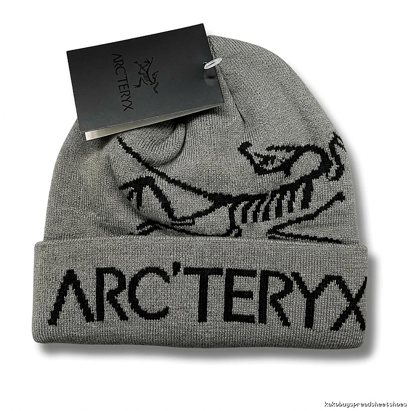Arc'teryx minimalist style grey knitted hat
