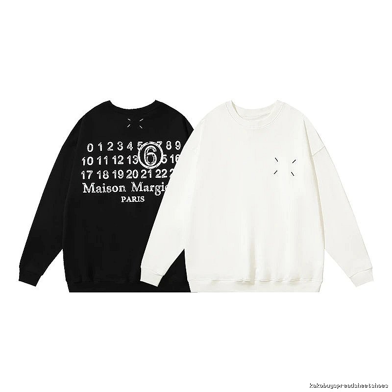 Balenciaga Classic Logo hoodie Black Pullover Small with Travel-Friendly Style