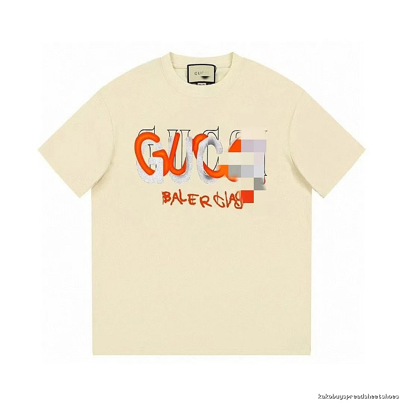 Balenciaga Co-branded Graffiti-style Beige Short-sleeve T-shirt