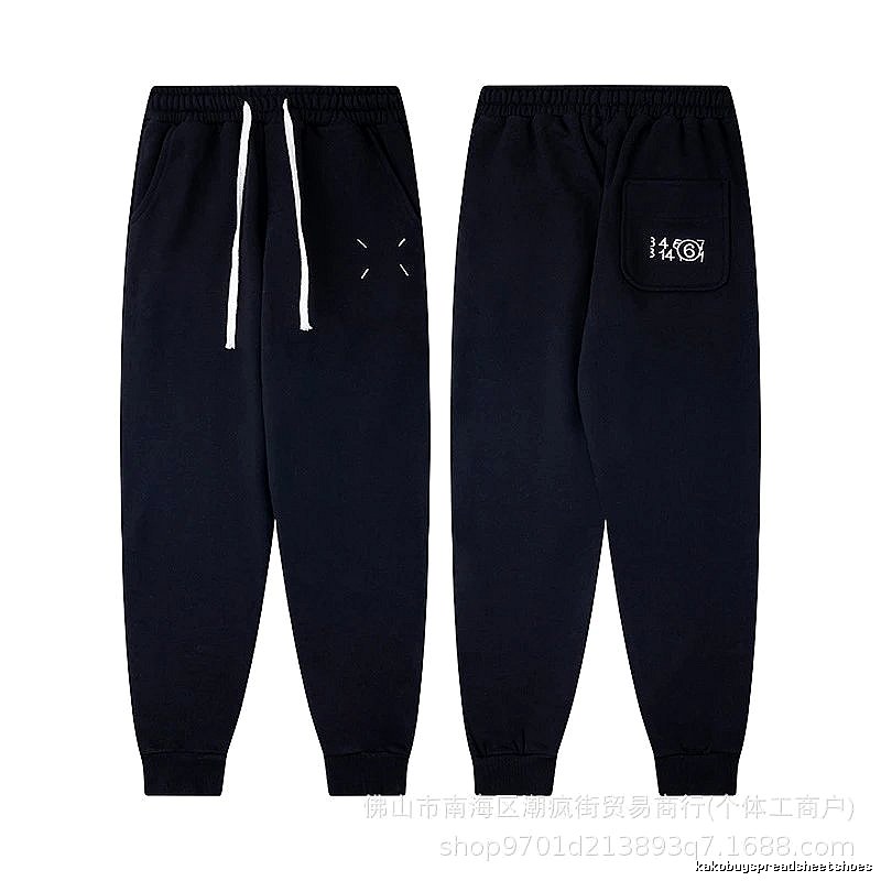 Balenciaga Weekend Logo hoodie Black Pullover Small for Weekend Wear