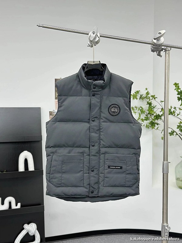 Canada Goose Travel Puffer vest Cream Button Vest with Modern Look
