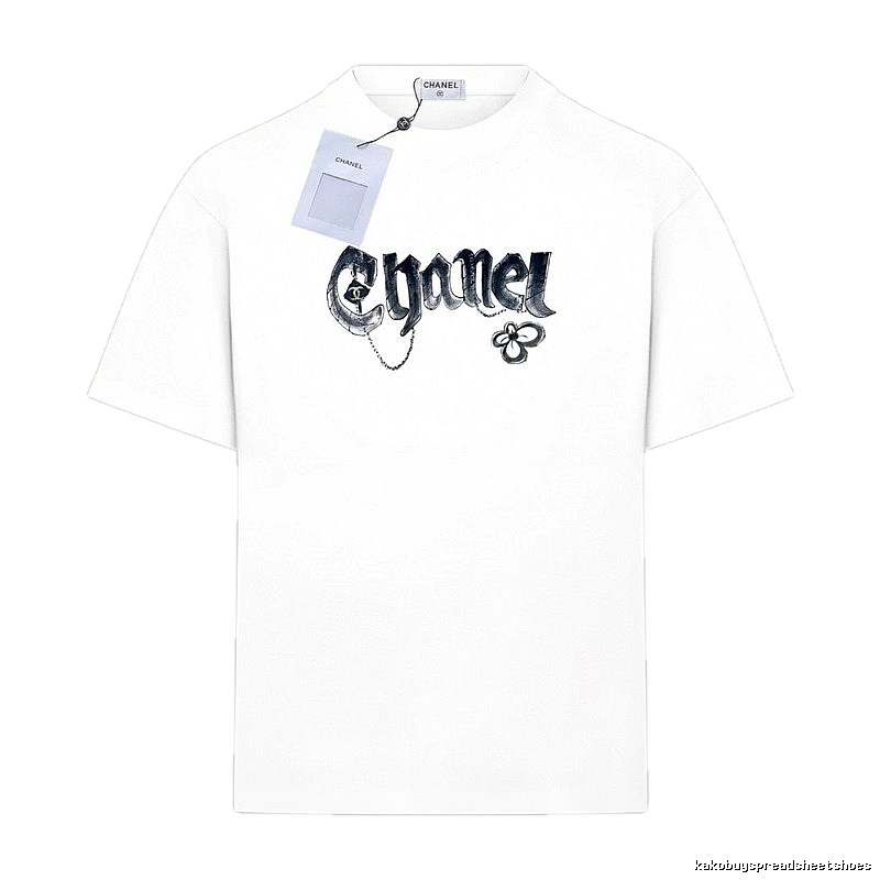 Chanel retro-style white T-shirt