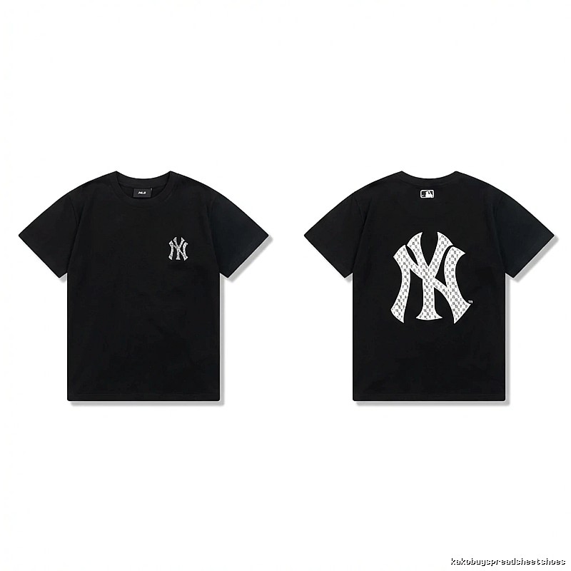 Classic black T-shirt of MLB