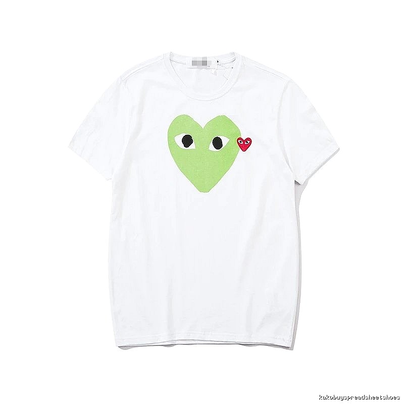 Comme des Garcons PLAY 2023-03 Green Style 2303 Heart Logo T-Shirt Airport Outfit