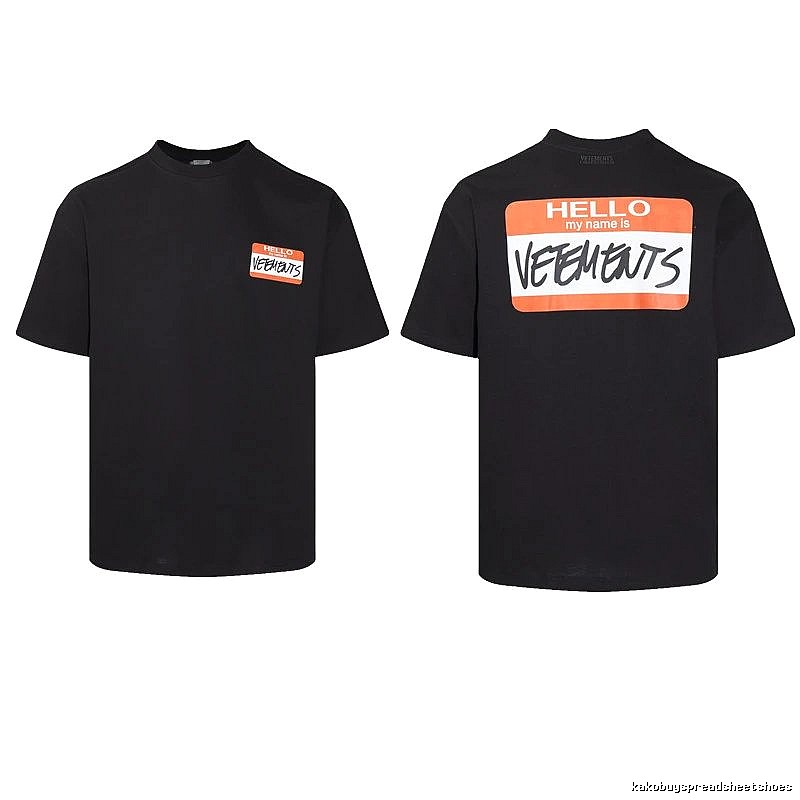 Compact Statement graphic T-shirt Black Colorful Lucky for Smart Casual Looks