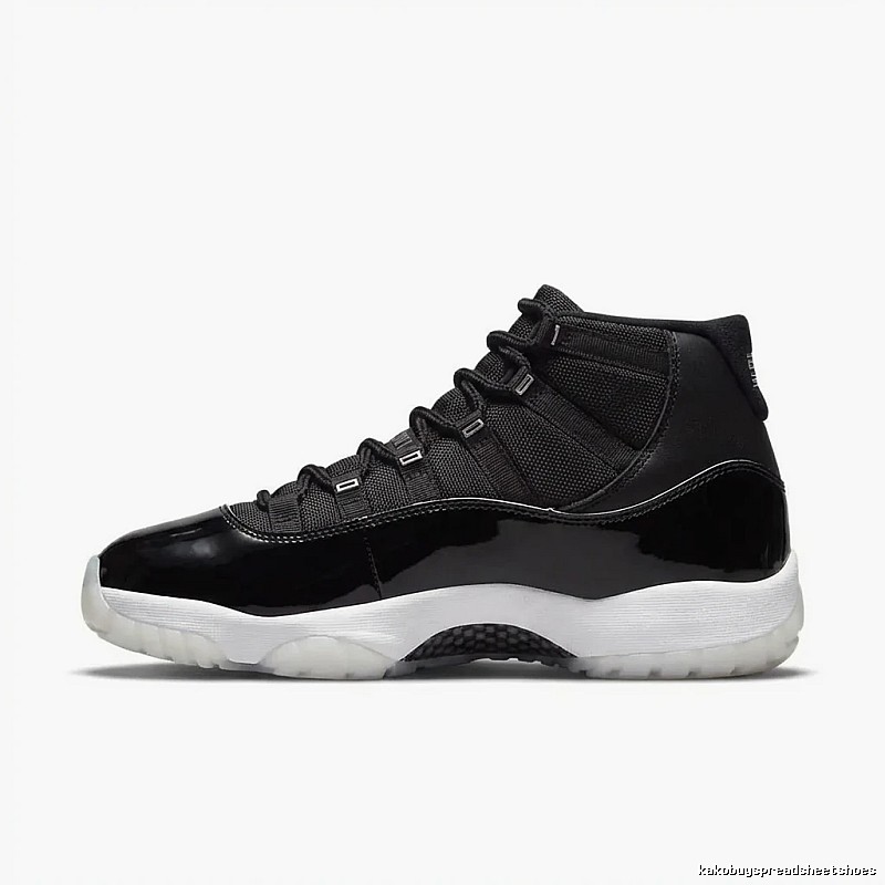 Cool Black Jordan 11 Sneakers
