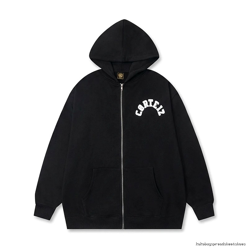 Corteiz street-style black hoodie