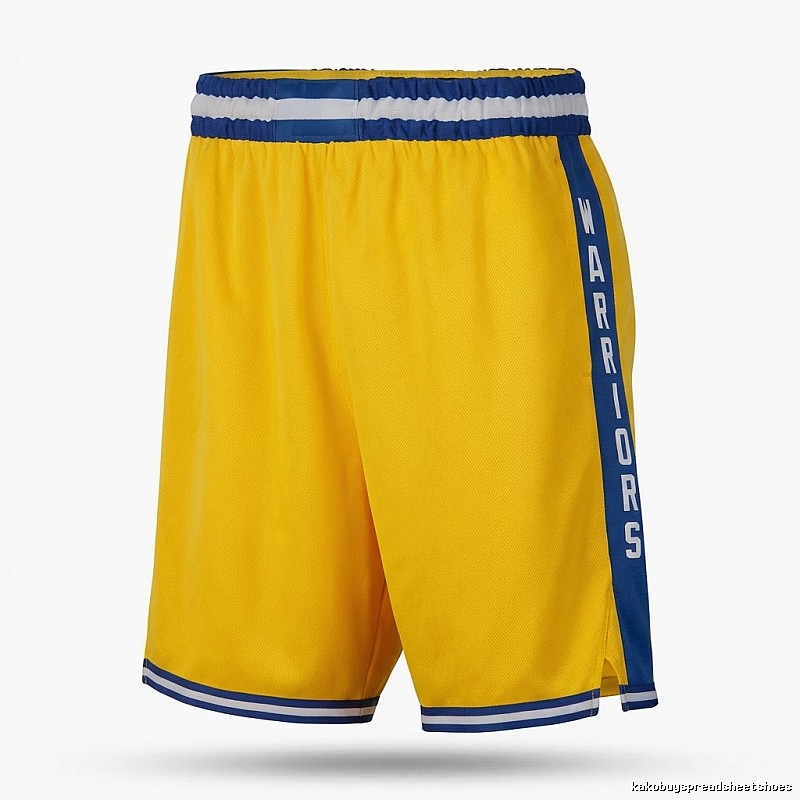 Curry's yellow sports shorts of the Golden State Warriors.
