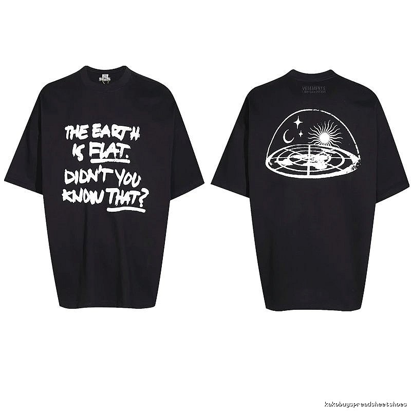 Daily Statement graphic T-shirt Black Colorful Lucky with Visual Detail