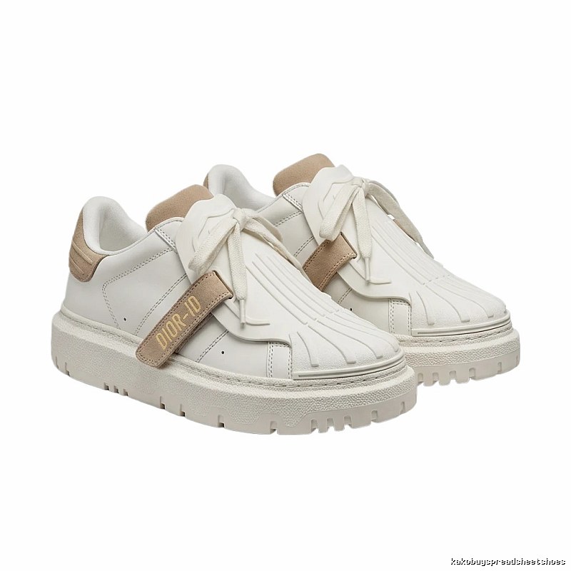 Dior's trendy and cool white sneakers.