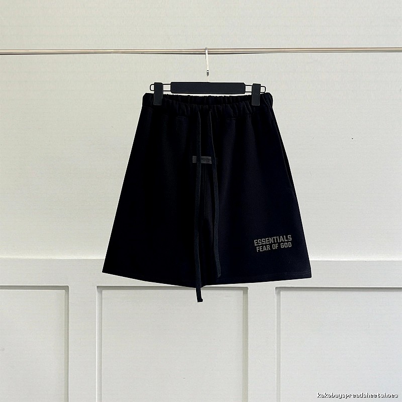 ESSENTIALS casual style black shorts