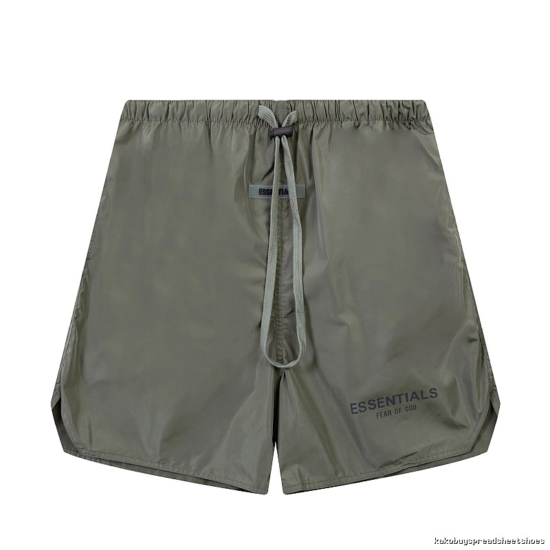 ESSENTIALS casual style military green shorts