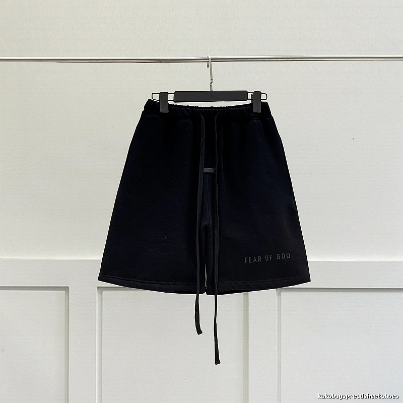 ESSENTIALS minimalist style black shorts