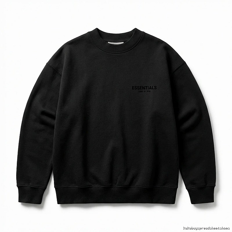 ESSENTIALS minimalist style black sweatshirt