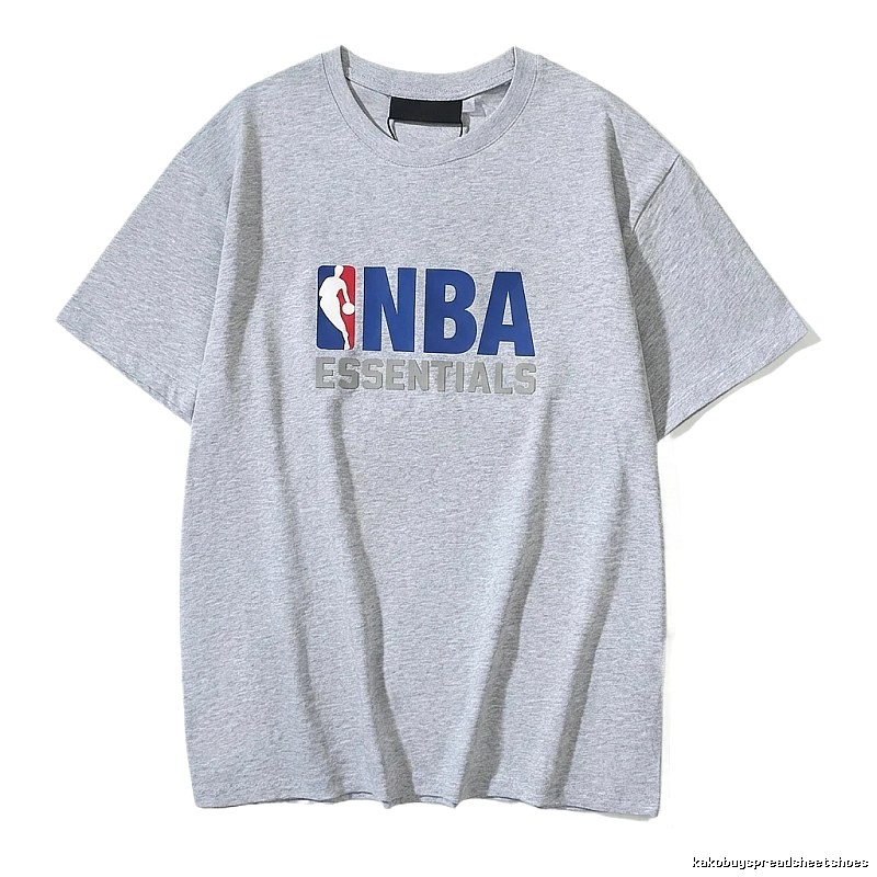 ESSENTIALS Sporty Grey T-shirt