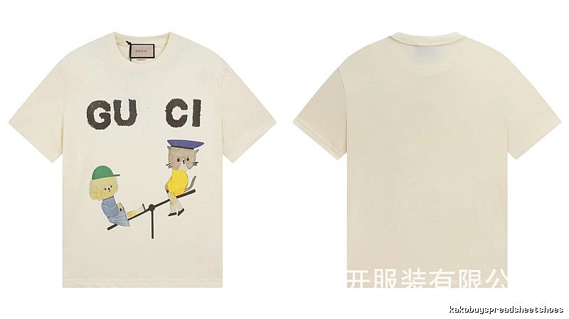 Gucci Playful Whimsical Animal Print Off-white T-shirt