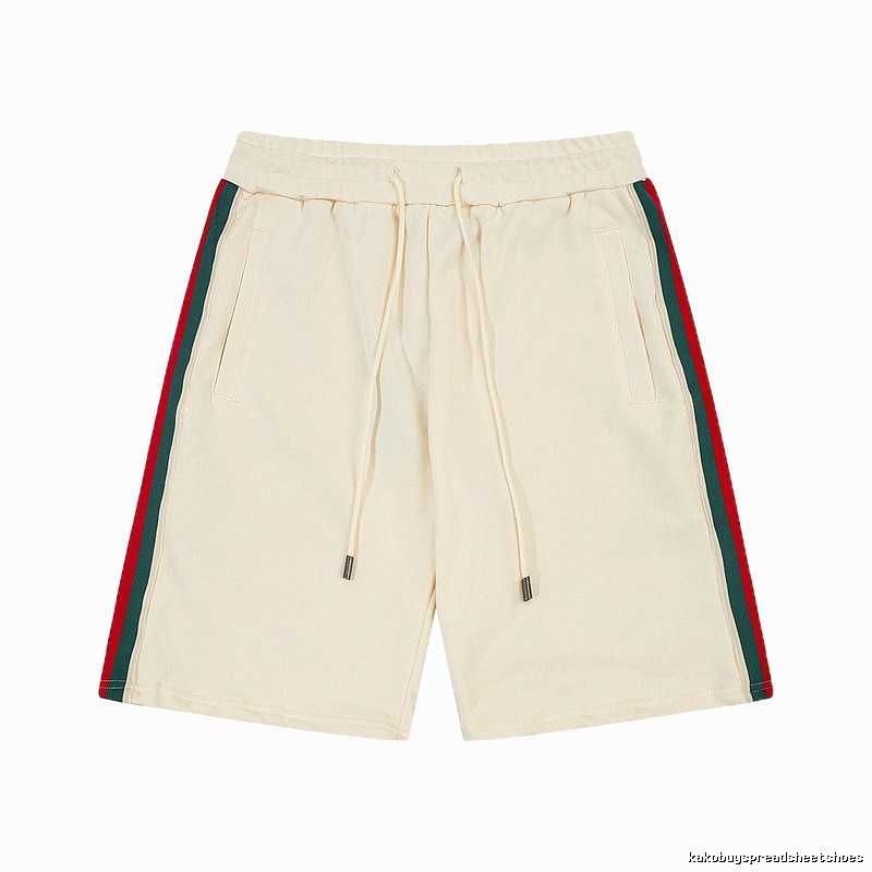 Gucci retro style off-white shorts
