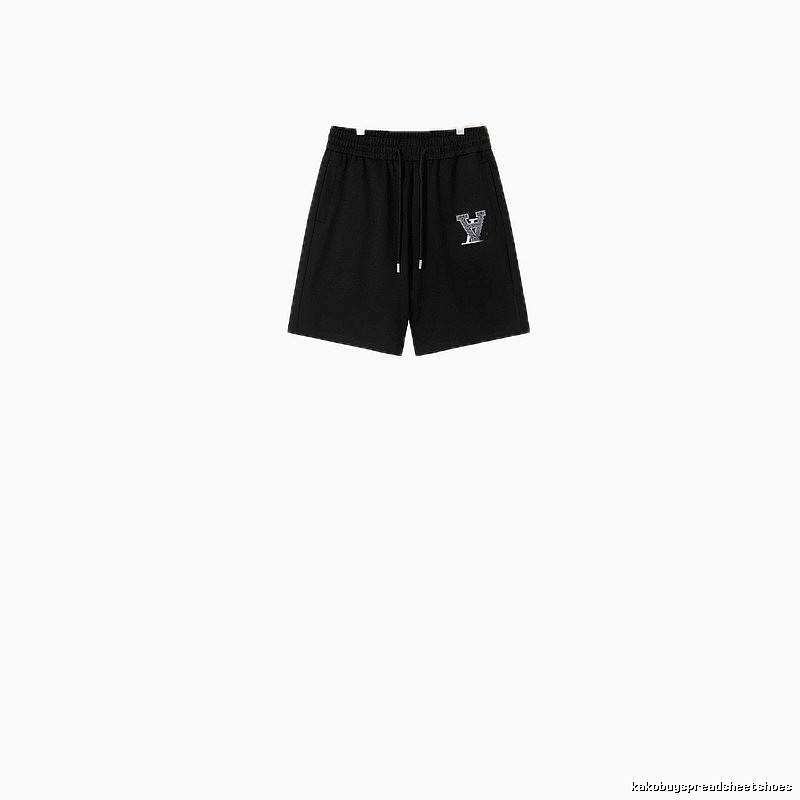 Louis Vuitton casual style black shorts