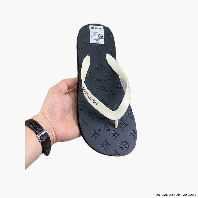 Louis Vuitton Monogram Light Luxury Black and White Flip-flops