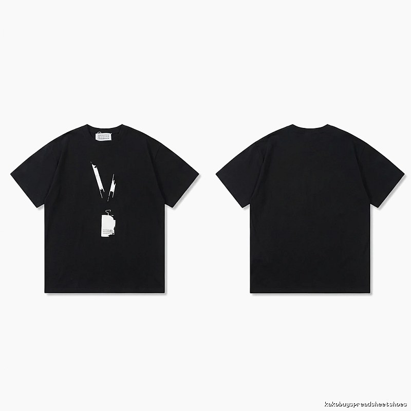 Maison Margiela minimalist black T-shirt