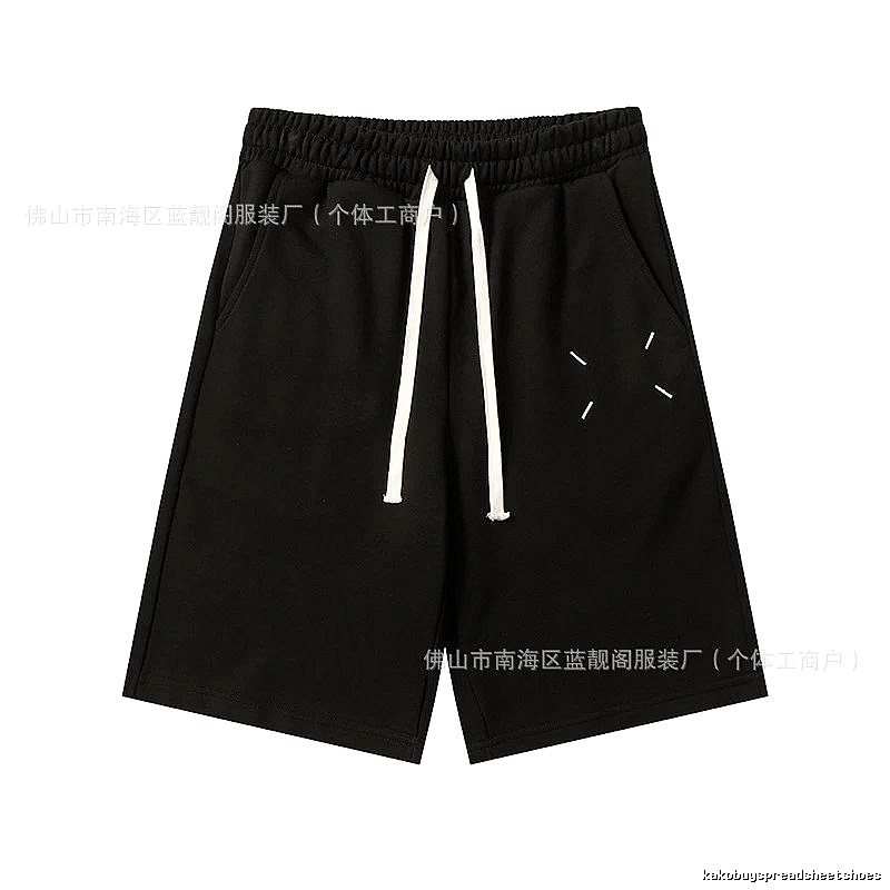 Maison Margiela minimalist style black shorts