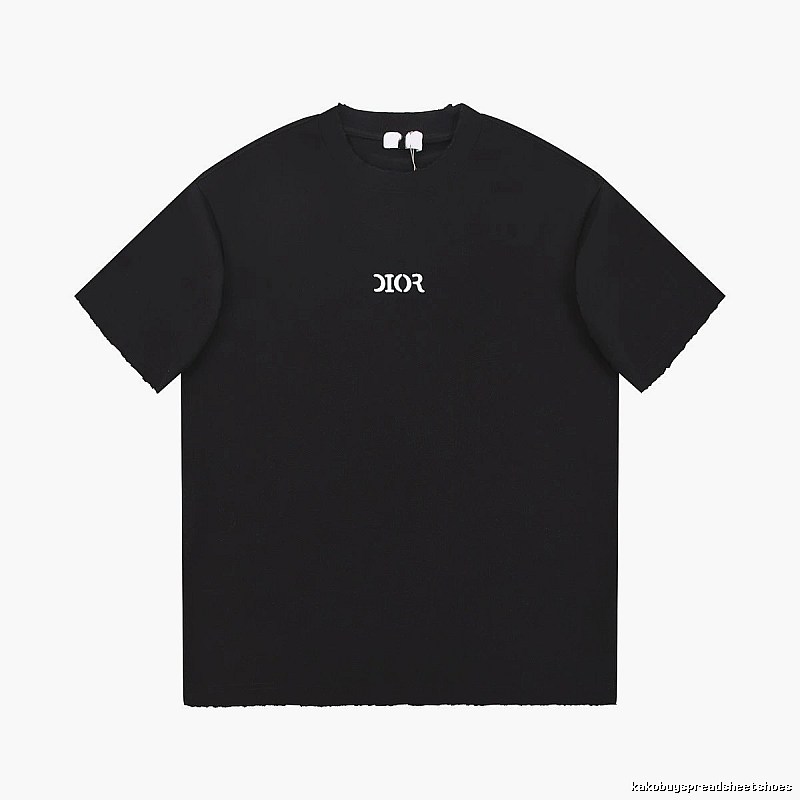 Minimalist Black Short-sleeve T-shirt with Dior Lettering