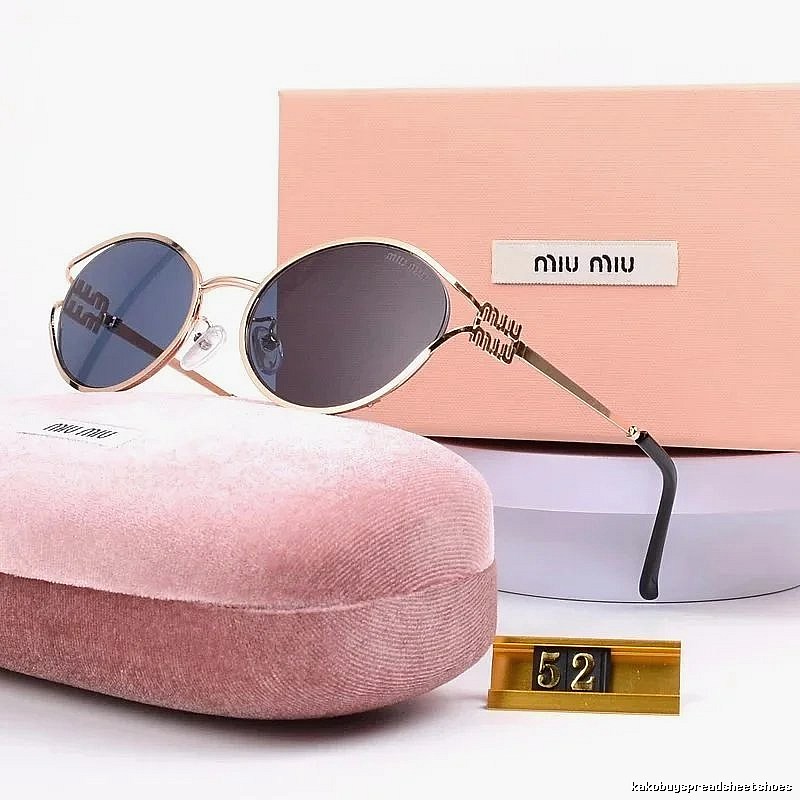 Miu Miu Logo Detail Oversized sunglasses Black Oval Sunglasses with Relaxed Feel
