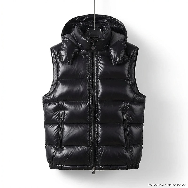 Moncler black stylish down vest