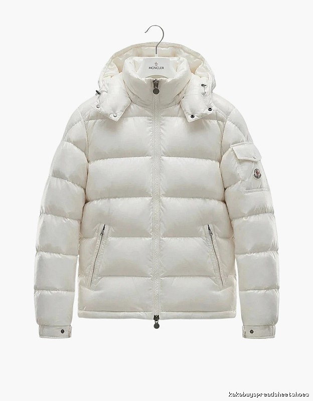 Moncler shiny and fashionable white down jacket