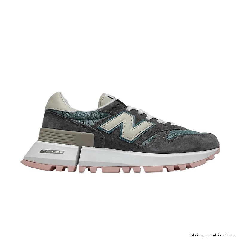 New Balance retro gray sports shoes