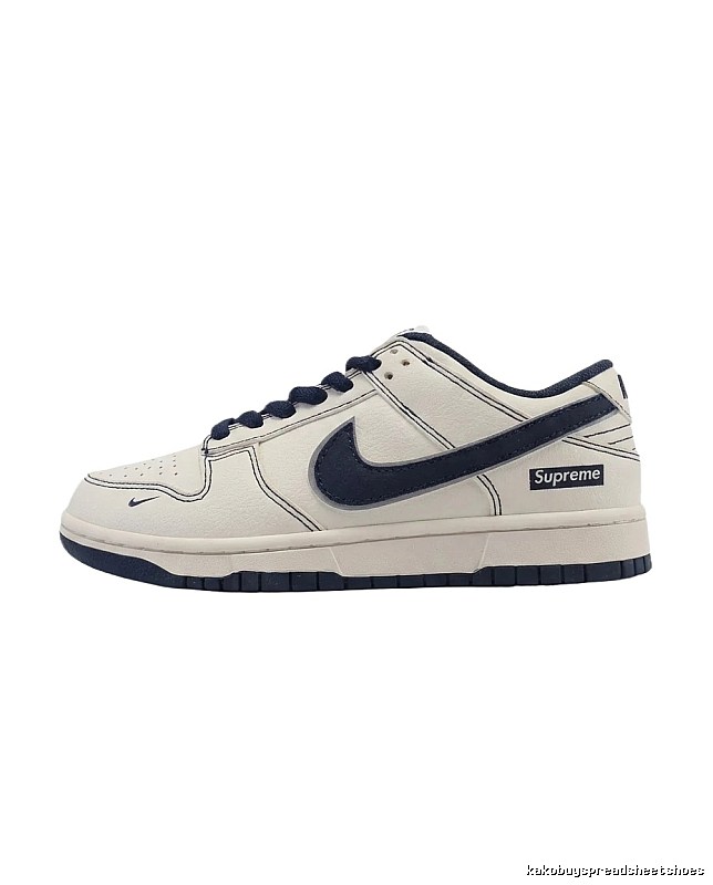 Nike Dunk Low black-and-white minimalist style skate shoes