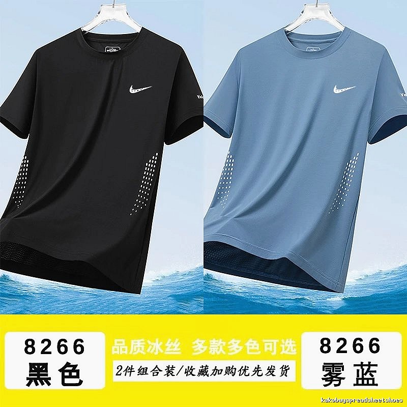 Nike Logo Detail Athletic T-shirt Lightweight Short Sleeve with Relaxed Feel