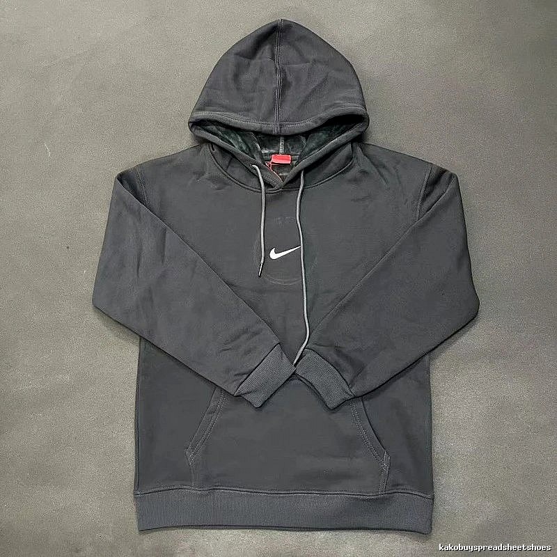 Nike Small-Logo Detail Gray Zip Hoodie Downtown Style Swoosh