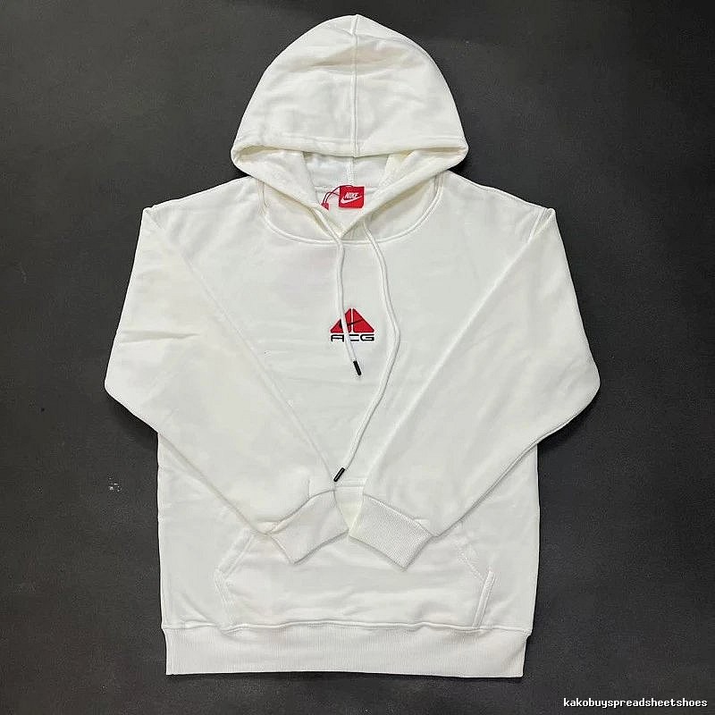 Nike White Zip Hoodie City Outfit Swoosh