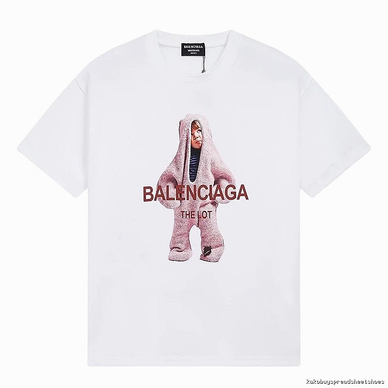 Parisian-style printed white T-shirt
