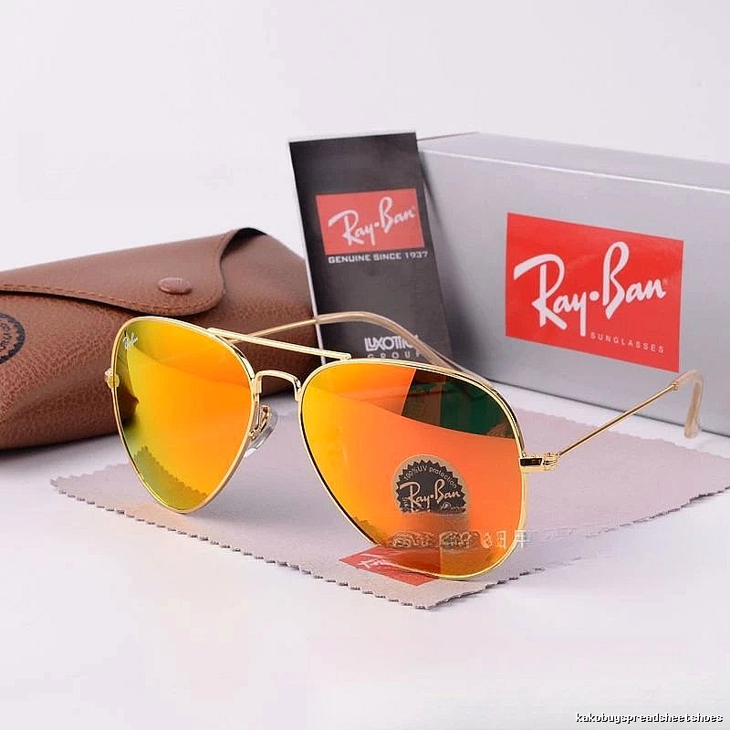 Ray-Ban Casual Aviator sunglasses Gold Tone Sunglasses for Streetwear Looks