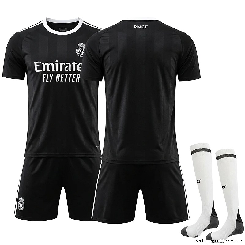 Real Madrid black sportswear suit