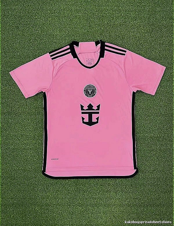 Real Madrid Classic Home soccer jersey White Real Madrid with Travel-Friendly Style