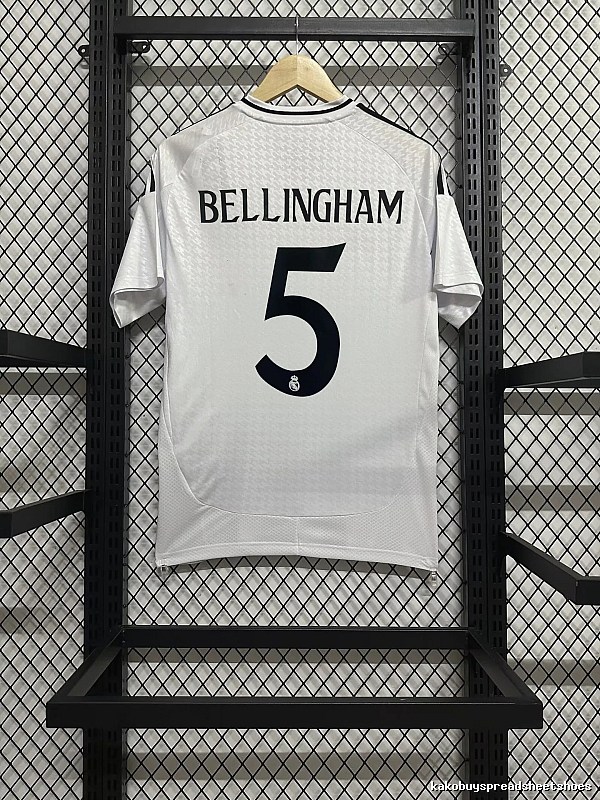 Real Madrid Daily Home soccer jersey White Real Madrid for City Outfits Select Edition