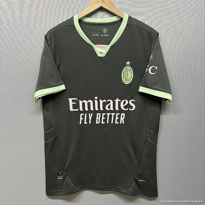 Real Madrid Gift Ready Home soccer jersey White Real Madrid with Standout Detail