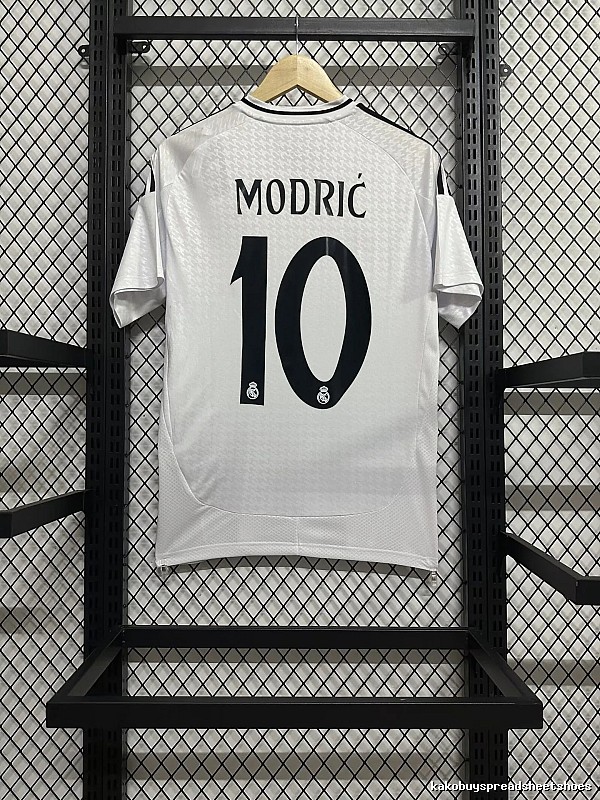 Real Madrid Resort Home soccer jersey White Real Madrid for Travel Looks Select Edition