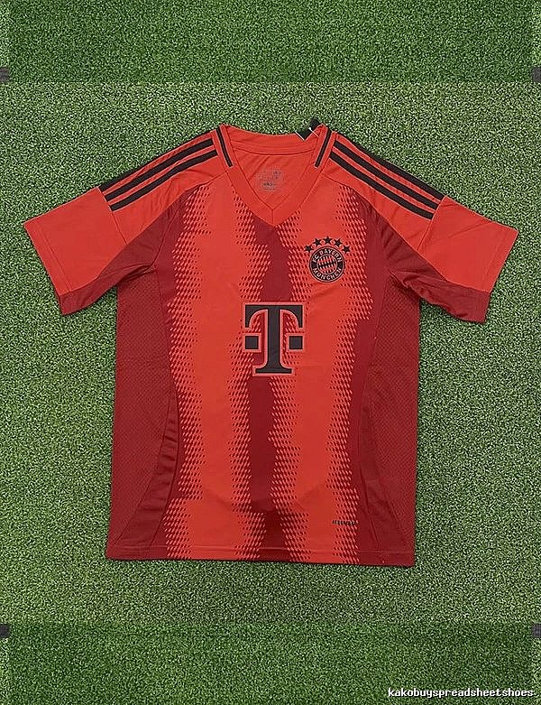Real Madrid Resort Home soccer jersey White Real Madrid for Travel Looks