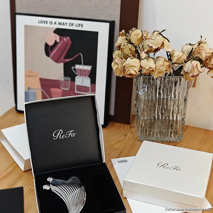 ReFa Crystal Beauty Roller Gift Set