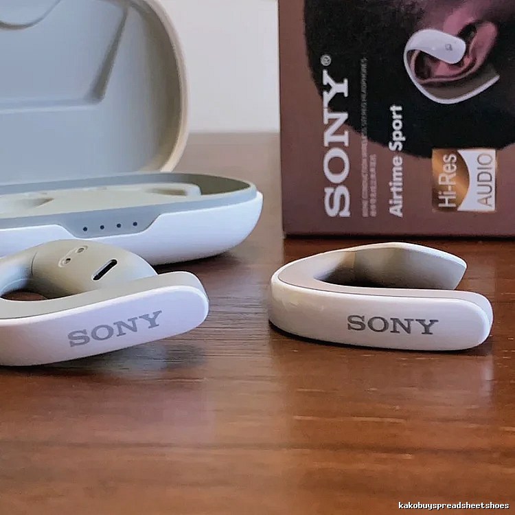 Sony WF-1000XM5 Wireless Earbuds in White