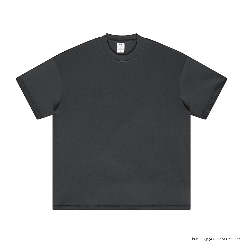 Statement Plain white T-shirt Minimal White Short for Easy Pairing