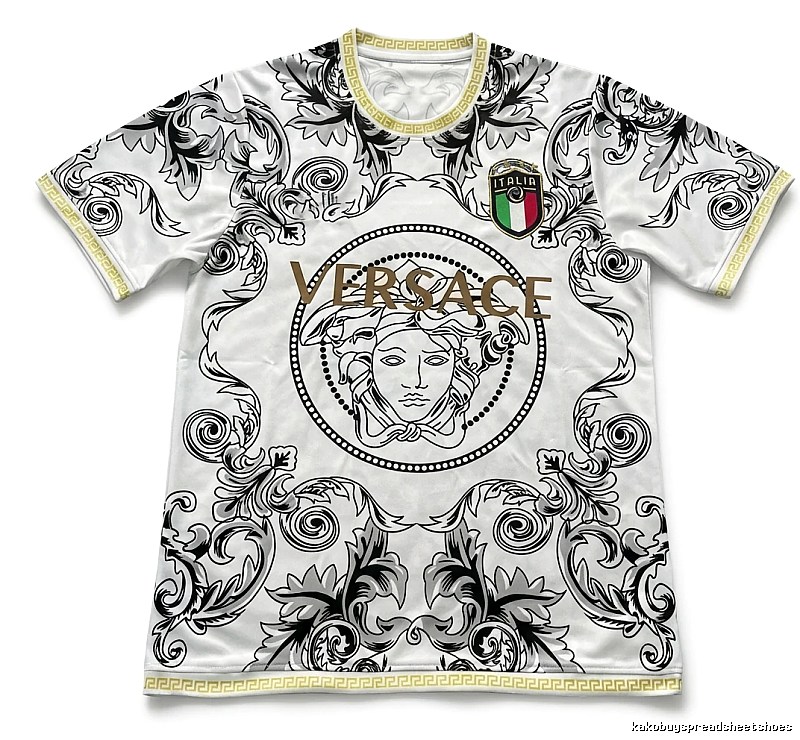 Stussy-printed trendy white T-shirt