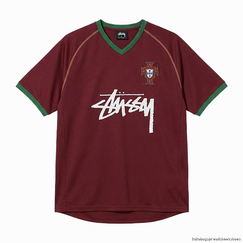Stussy retro-style burgundy T-shirt